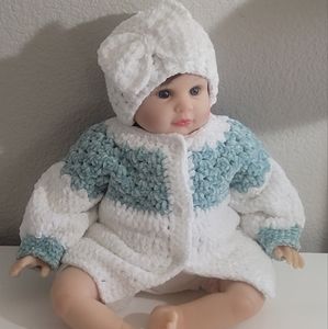 Crochet beautiful  sweater and hat with Baby Velvet yarn.